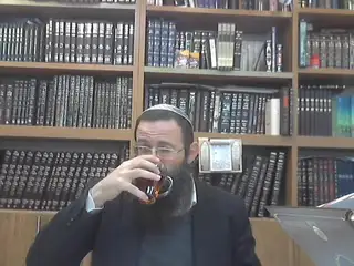 שיעור תורה: מסכת ברכות - דף לה מאת הרב אריאל אלקובי
